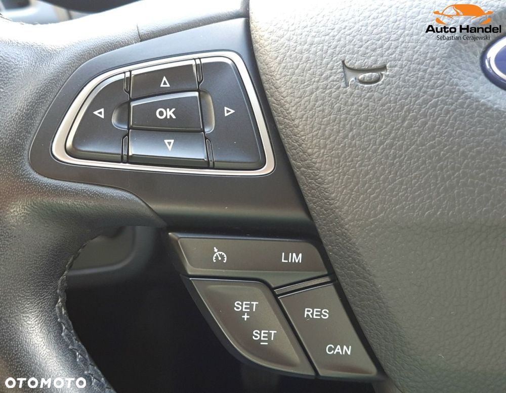 Ford Kuga 1.5 EcoBoost 2x4 Titanium - 23
