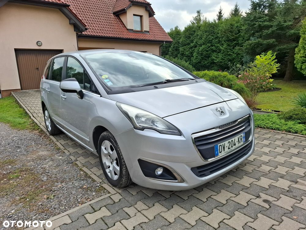 Peugeot 5008