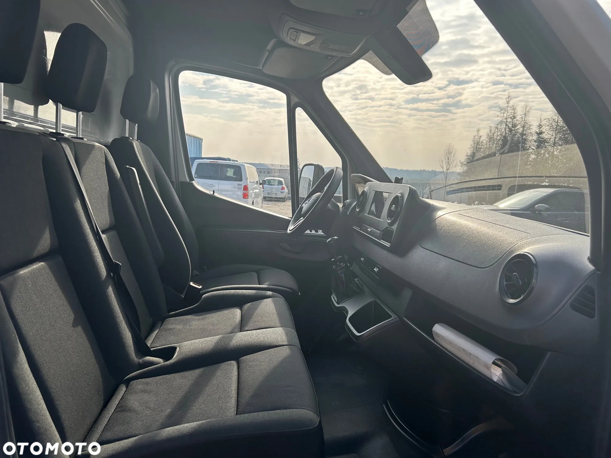 Mercedes-Benz Sprinter 316 kontener+winda - 11