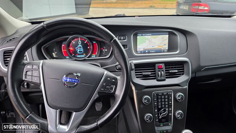 Volvo V40 Cross Country 1.6 D2 Momentum - 20