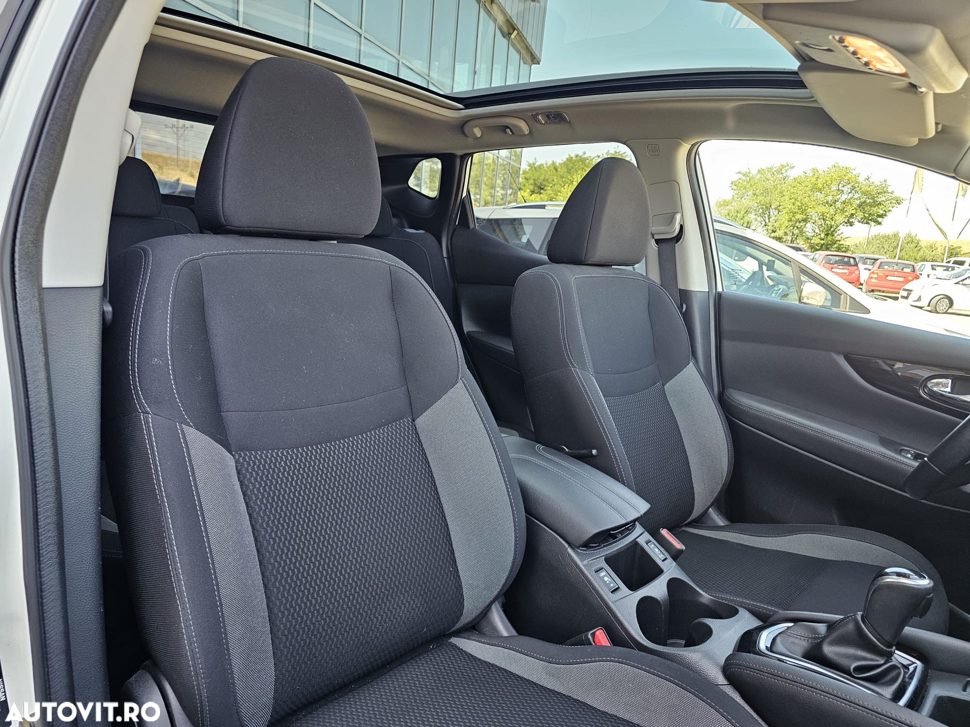 Nissan Qashqai 1.5 DCI DCT N-CONNECTA - 12