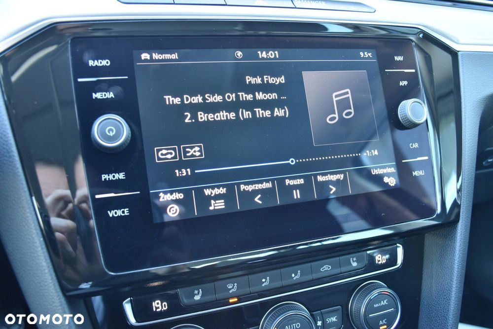 Volkswagen Passat - 22