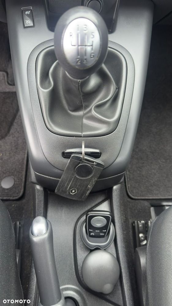 Renault Scenic - 16
