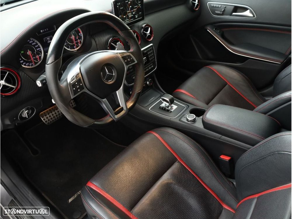 Mercedes-Benz A 45 AMG 4-Matic - 21