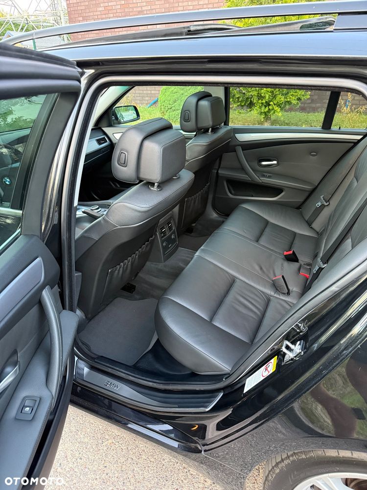 BMW Seria 5 520d - 15