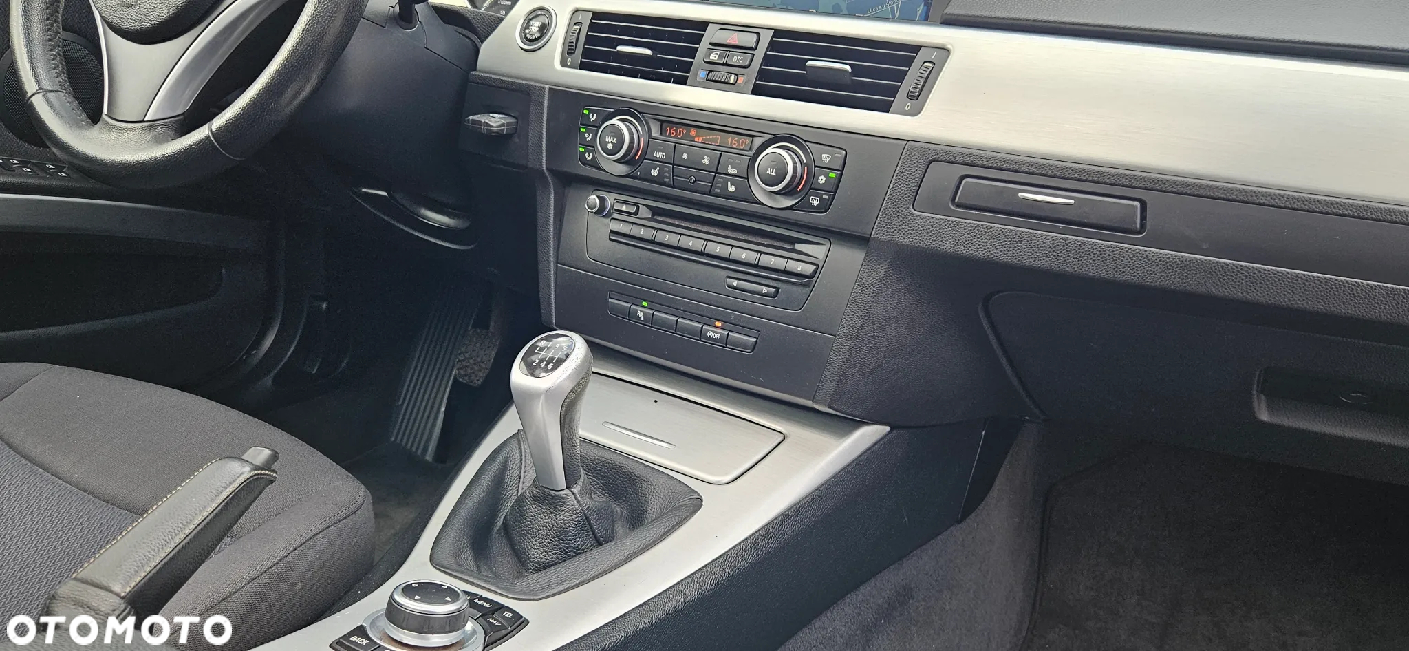 BMW Seria 3 316d Touring Modern Line - 17