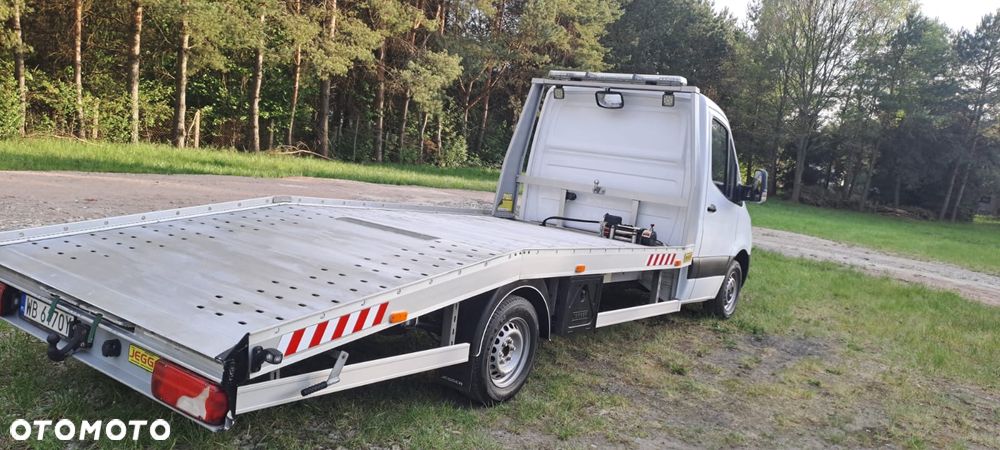 Mercedes-Benz SPRINTER - 5