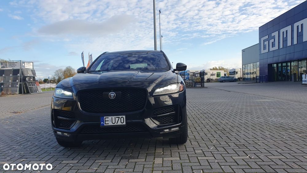 Jaguar F-Pace - 4