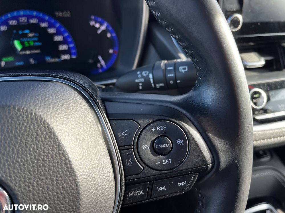 Toyota Corolla 1.8 Hybrid Club - 14