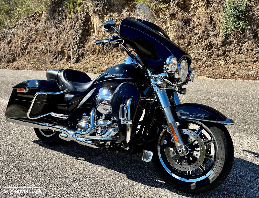 Harley-Davidson FLHTC - 7