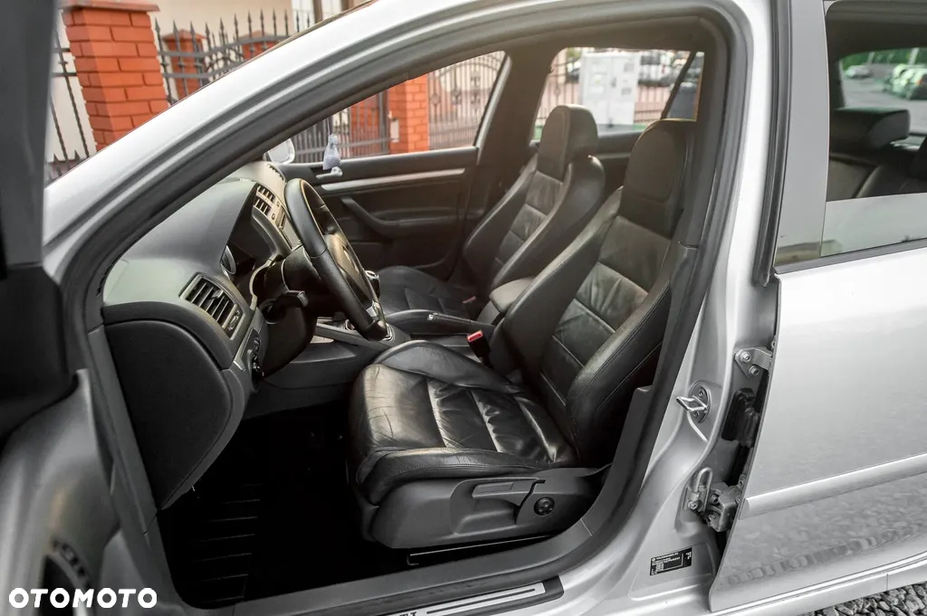 Volkswagen Golf 2.0 GTI - 17