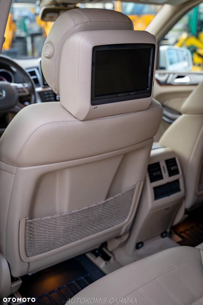 Mercedes-Benz GL - 24