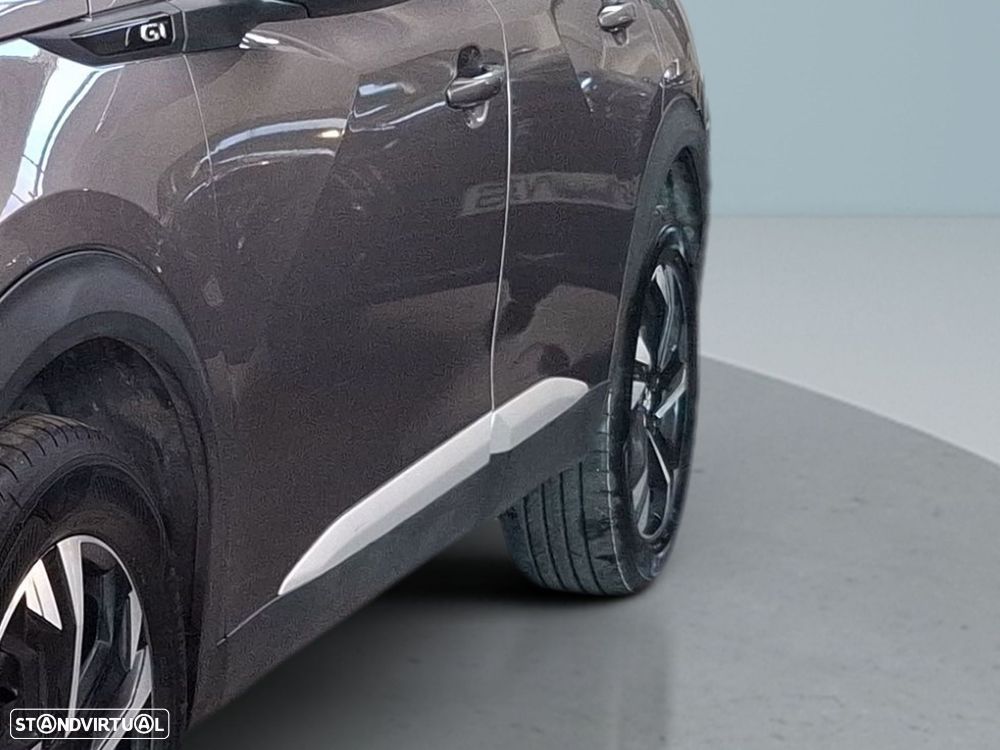 Peugeot 2008 1.2 PureTech GT EAT8 - 4