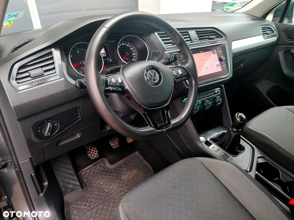 Volkswagen Tiguan 2.0 TDI SCR - 19