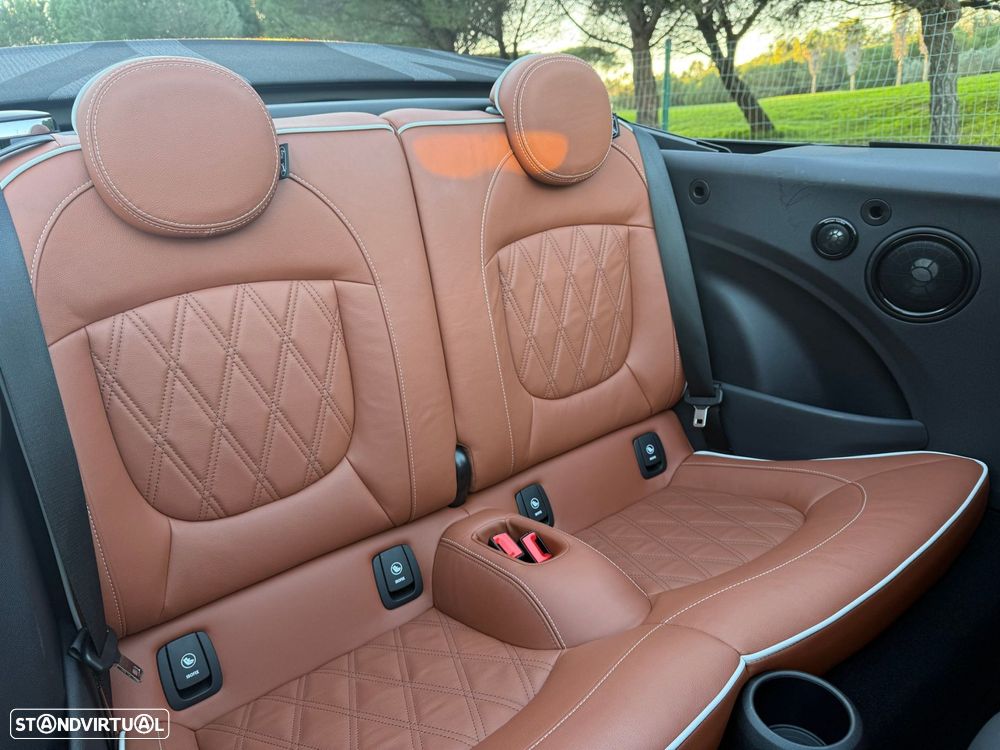 MINI Cabrio John Cooper Works Auto Desportiva - 35