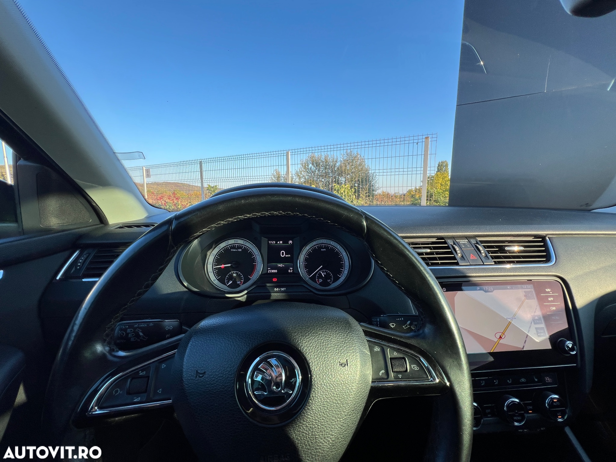 Skoda Octavia 1.6 TDI Ambition - 14