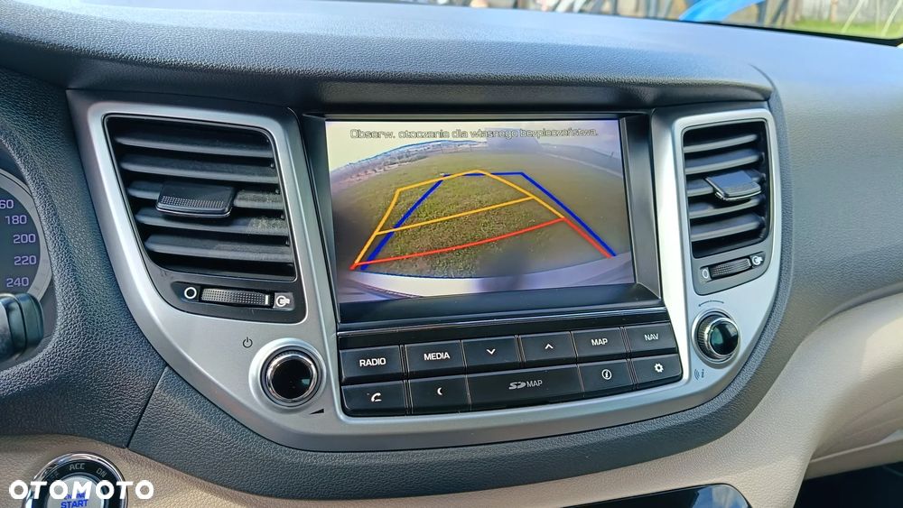 Hyundai Tucson 1.7 CRDI BlueDrive Style 2WD - 33