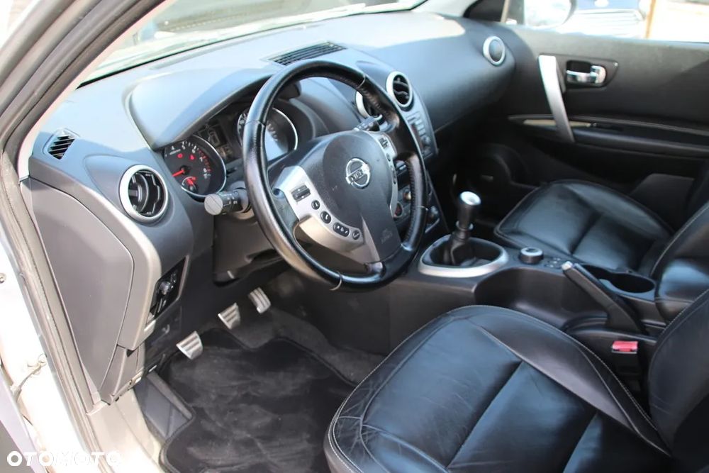 Nissan Qashqai+2 2.0 4x4 tekna - 11