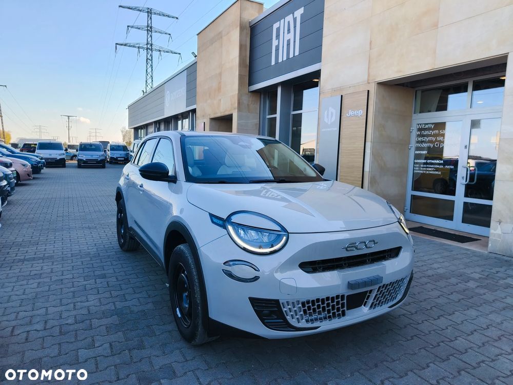 Fiat 600 1.2 Turbo Pop eDCT - 4