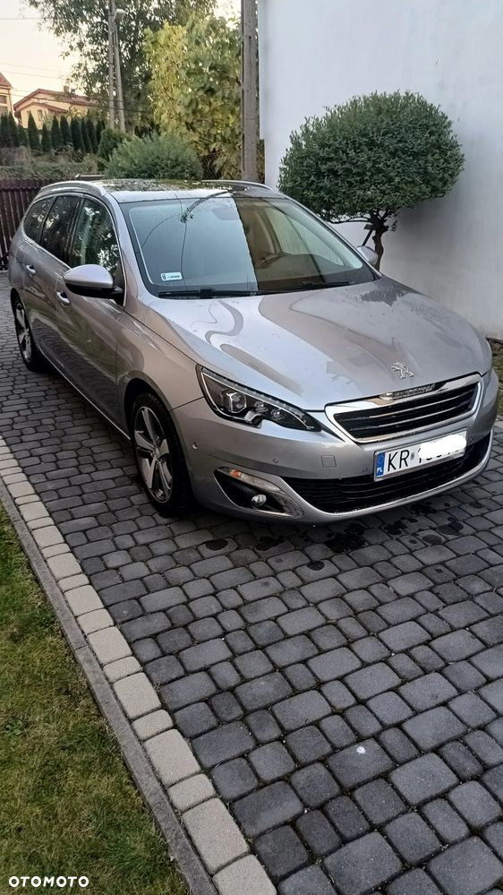 Peugeot 308 - 1