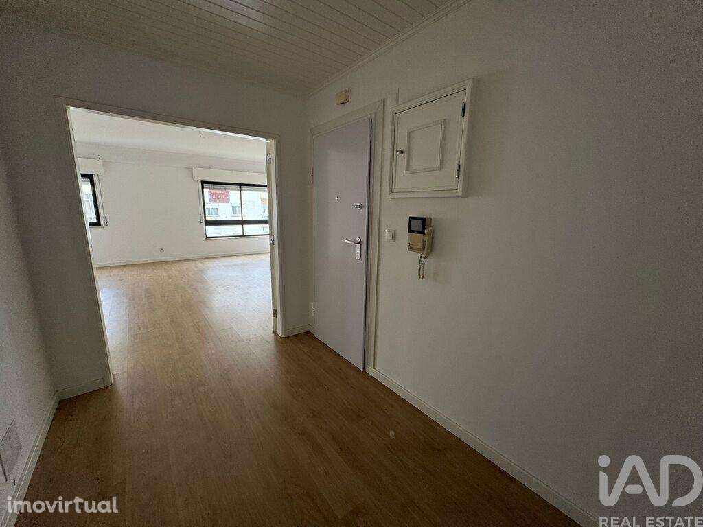 Apartamento T3 em Cacém e São Marcos de 115 m2 - Grande imagem: 3/13