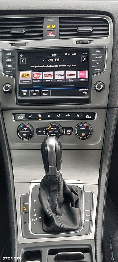 Volkswagen Golf - 16