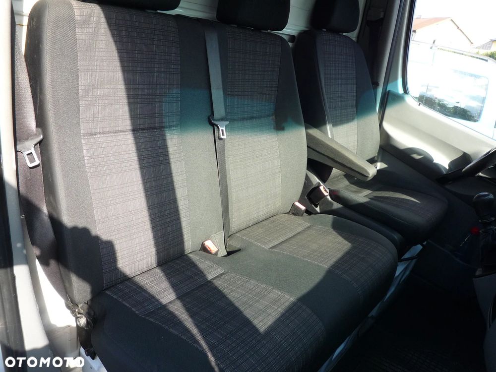 Mercedes-Benz Sprinter - 29