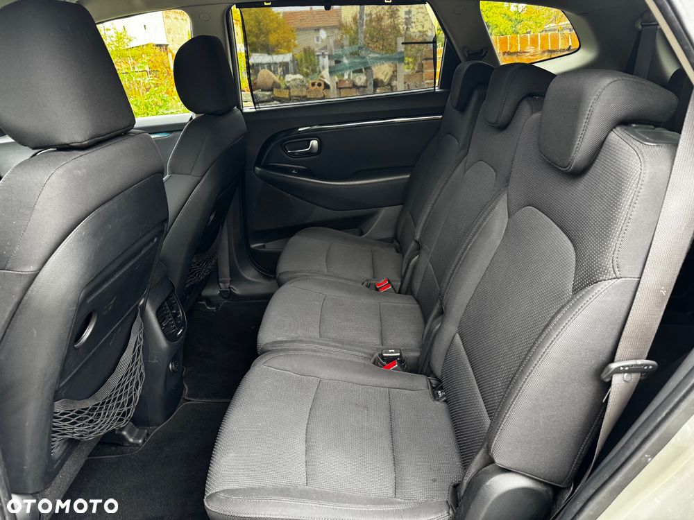 Kia Carens 1.6 GDI Edition 7 - 16