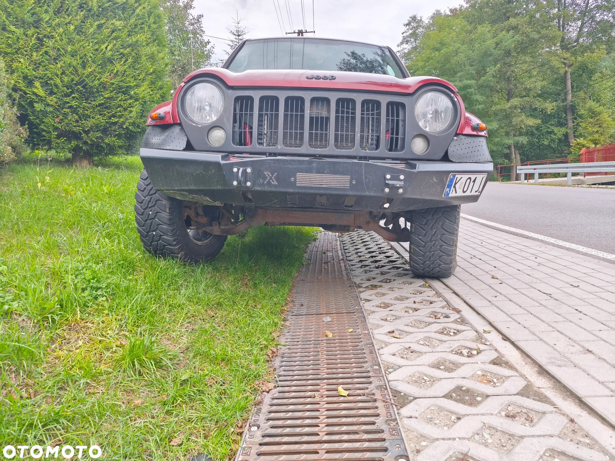 Jeep Cherokee - 15