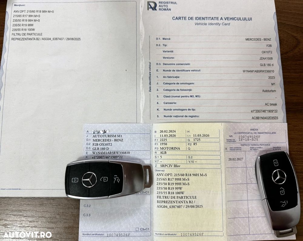 MERCEDES-BENZ GLB 2023 — imagine 23