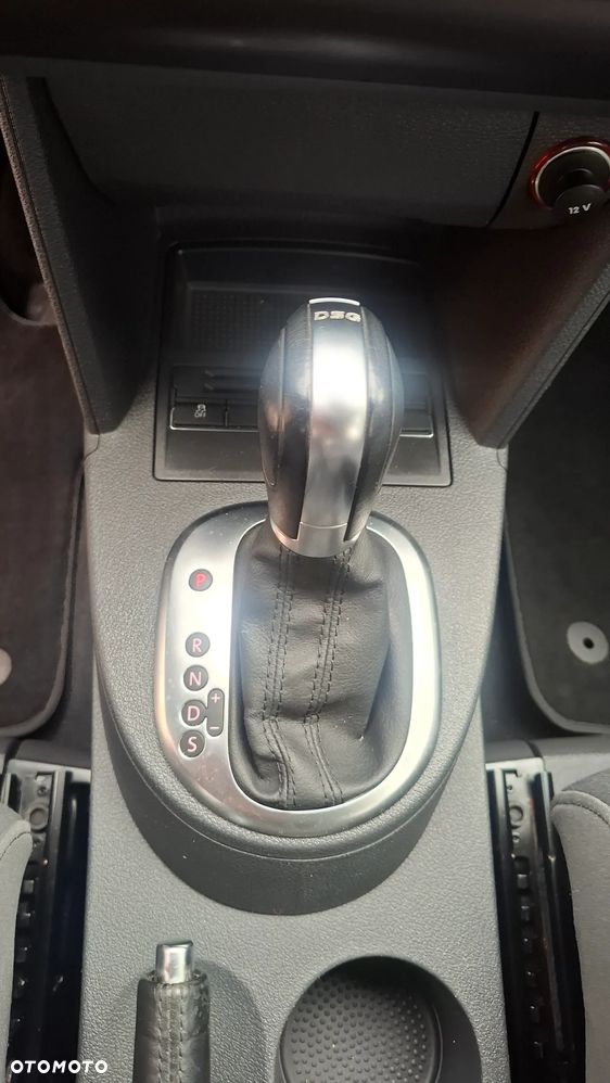 Volkswagen Touran 1.4 TSI DSG Highline - 19