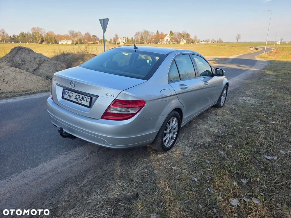 Mercedes-Benz Klasa C 200 CDI Elegance - 4