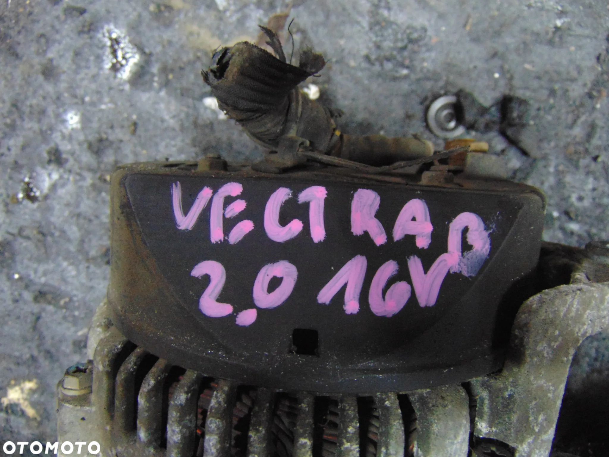 Alternator opel vectra B 2,0 16 v - 1