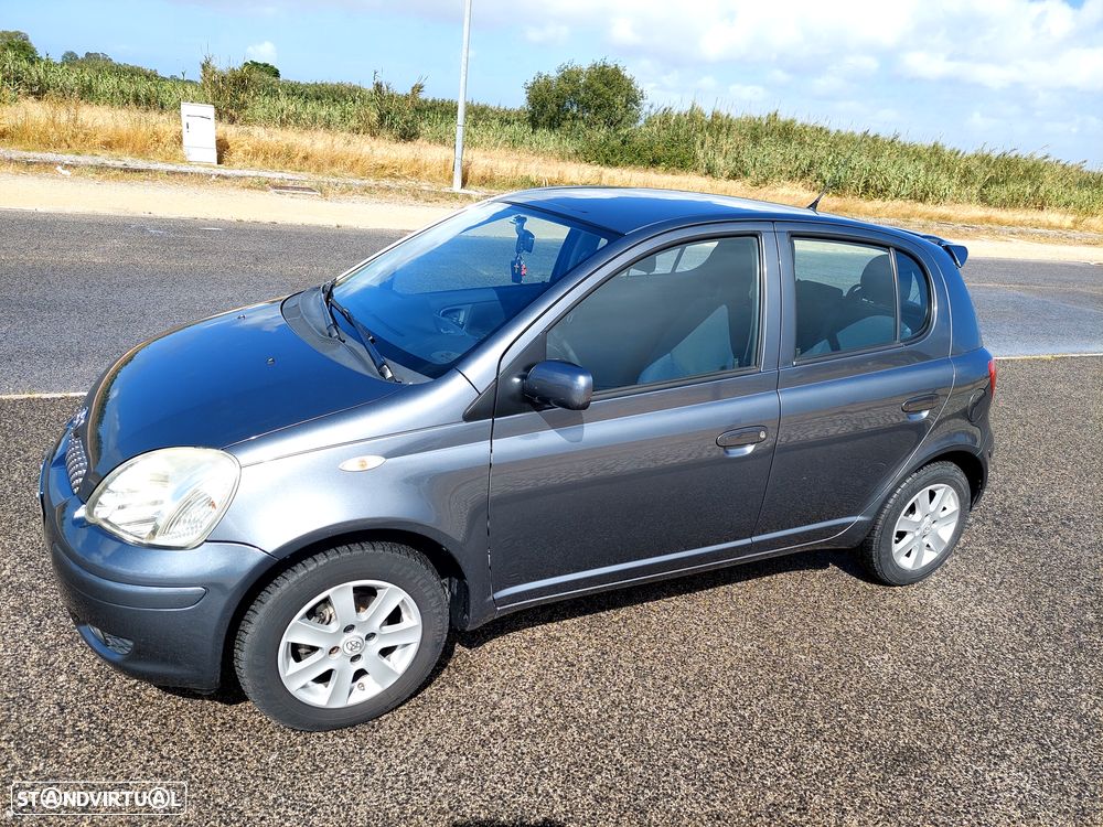 Toyota Yaris 1.0 Final Edition - 3
