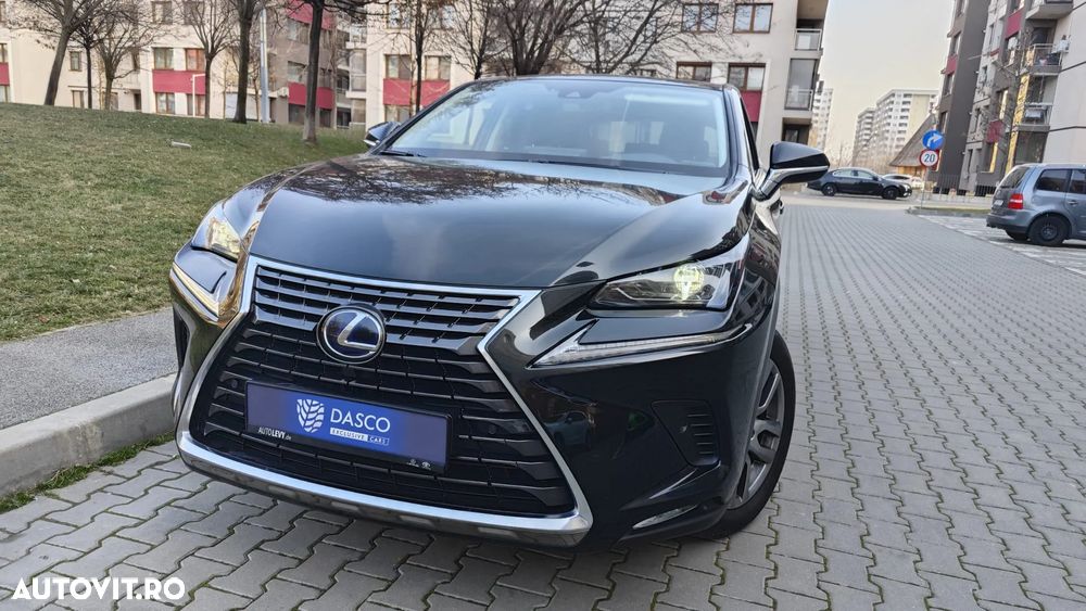Lexus Seria NX 300h E-FOUR - 7