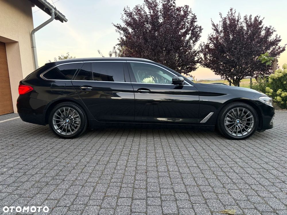 BMW Seria 5 520d xDrive Luxury Line - 12