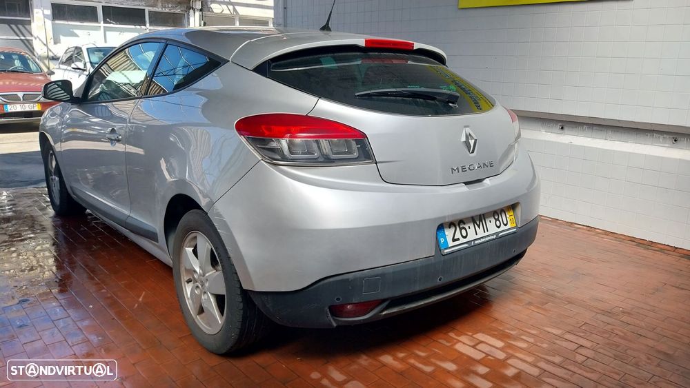 Renault Mégane Coupe 1.5 dCi Dynamique - 15
