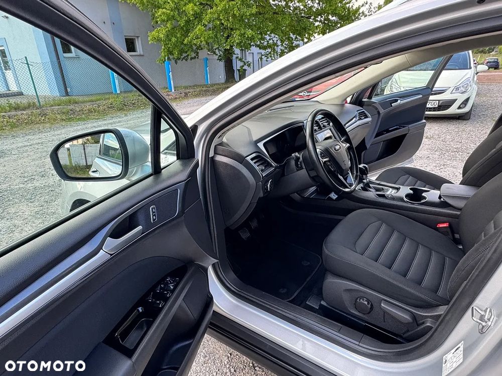 Ford Mondeo - 19