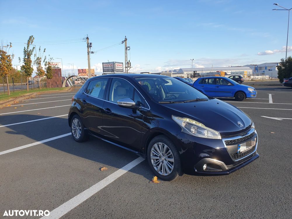 Peugeot 208 PureTech 110 Stop & Start Allure - 2