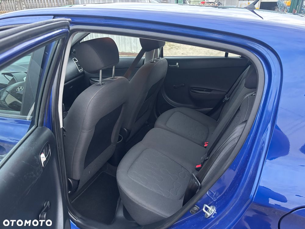 Hyundai i20 1.4 CRDi Style - 9