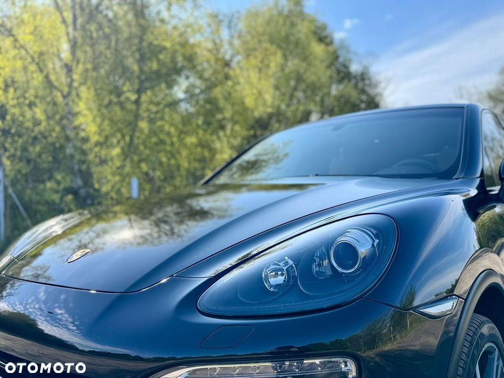 Porsche Cayenne - 4