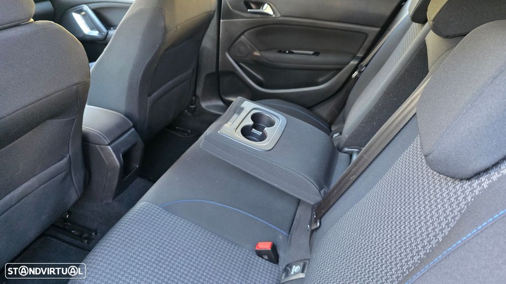 Peugeot 308 1.5 BlueHDi Style - 46