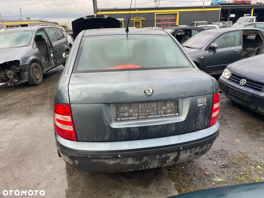 SKODA FABIA Na Czesci Wszystkie Czesci ! KOLOR : LF7V - 3