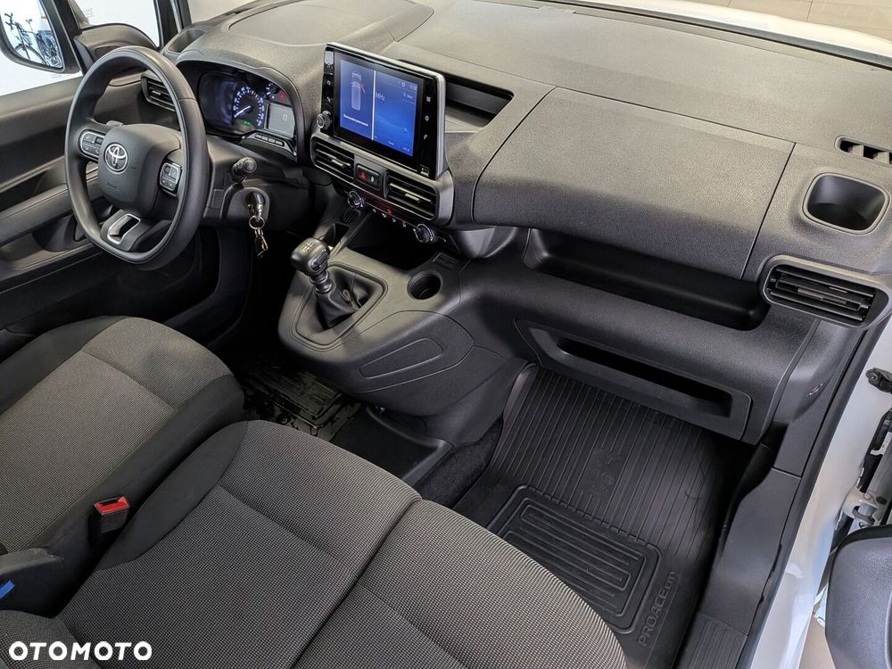 Toyota PROACE CITY - 21