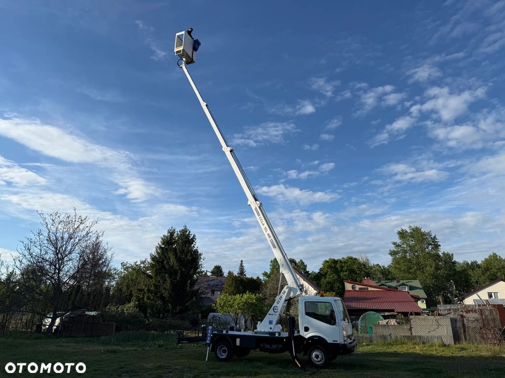 Nissan CABSTAR - 18