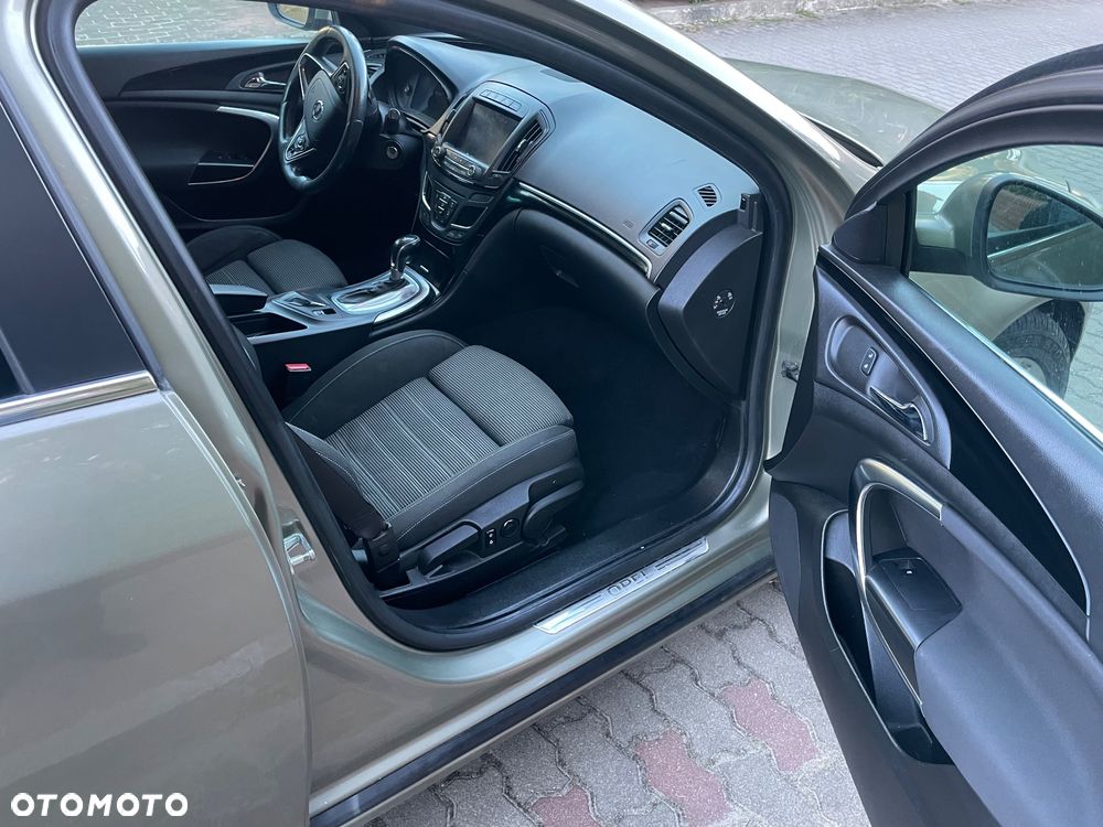 Opel Insignia - 11
