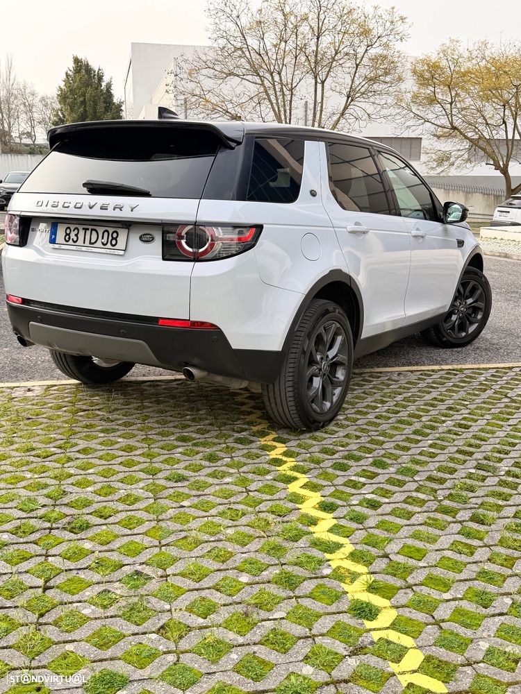 Land Rover Discovery Sport 2.0 TD4 HSE Luxury 7L Auto - 4