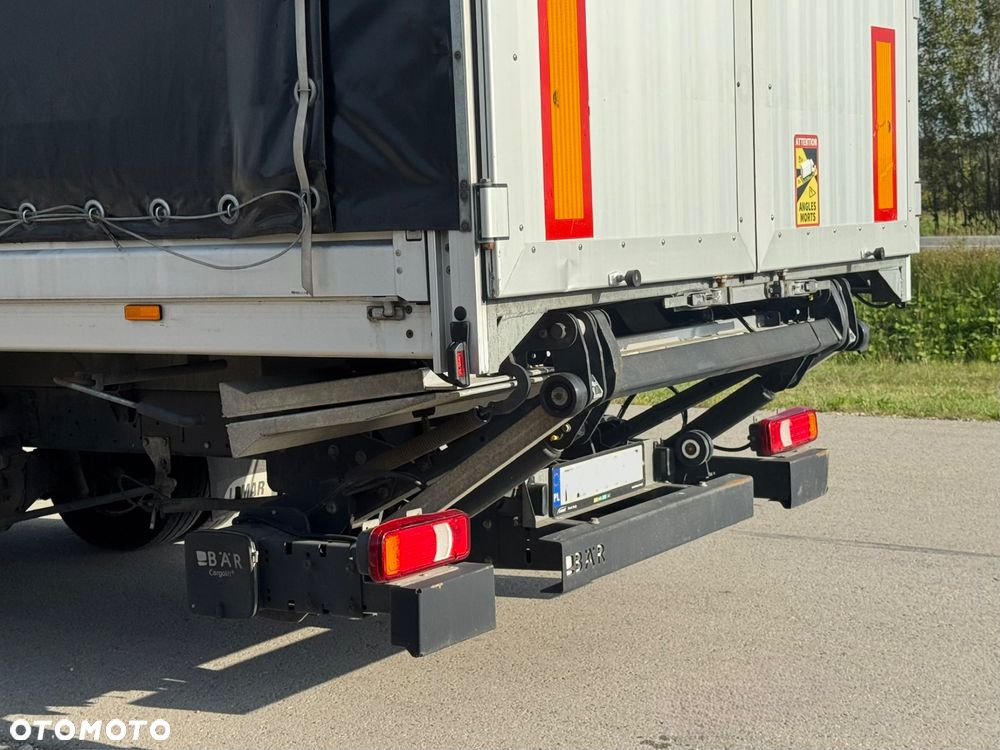 Iveco Daily 2023r Hi-Matic‼️72C18H ‼️3.0 // Winda składana pod spodem Bar 1500KG // Plandeka 16 Palet 2x Firanka + Dach zsuwany + drzwi z tyłu Najnowsze TACHO G2V2 ‼️Wysokość rampowa Full LED Tempomat Aktywny ACC Salon Polska  6.50mx2.47mx2.80m DMC7200KG Faktura Vat 23 - 4