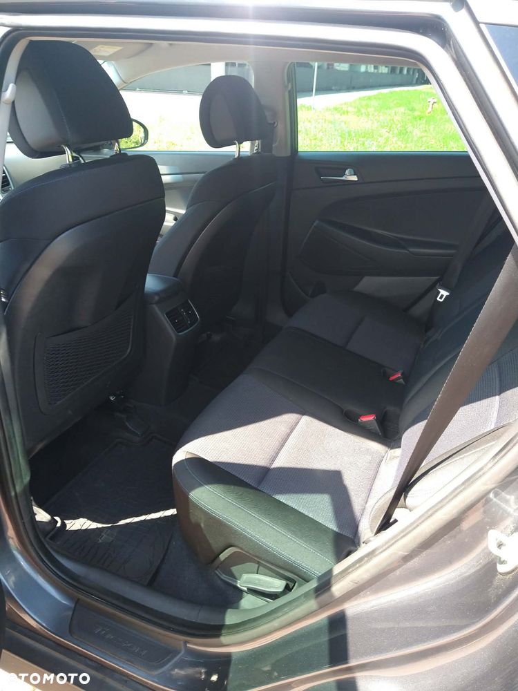Hyundai Tucson 2.0 CRDI Comfort 4WD - 11