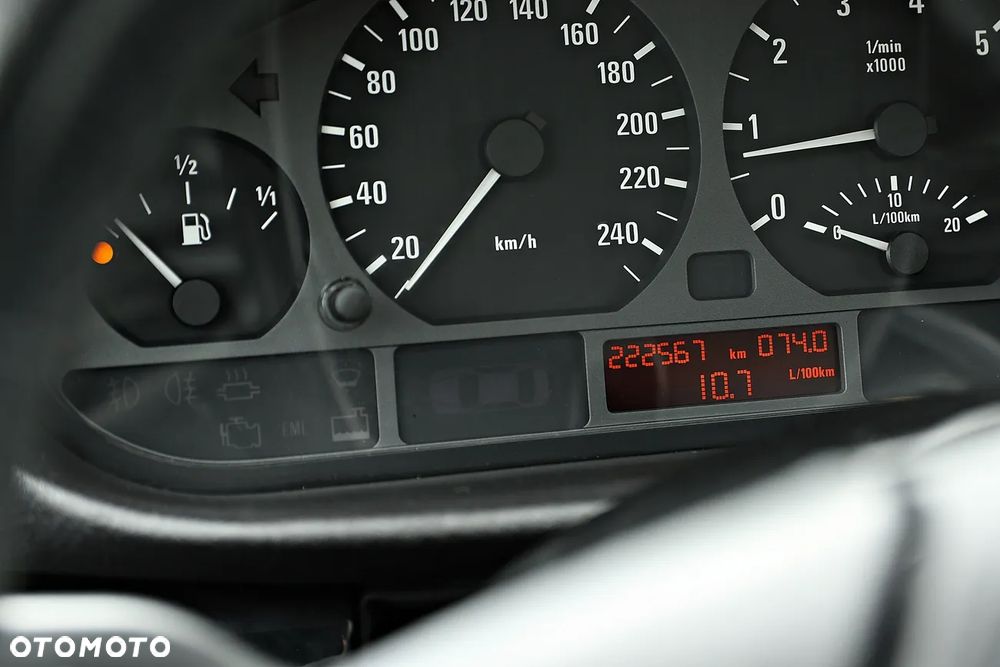 BMW Seria 3 - 27